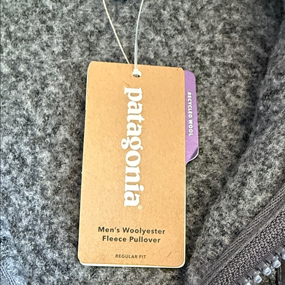 NWT Patagonia Men's Quarter Zip Sweater in Charcoal Size XS - Picture 6 of 7